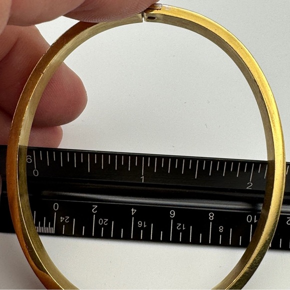 Gold Roman Numeral Bangle Bracelet Faux Hinge 7.5” - Picture 10 of 12